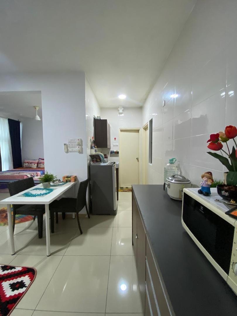 Vista Alam Roomstay Homestay Shah Alam Eksteriør billede