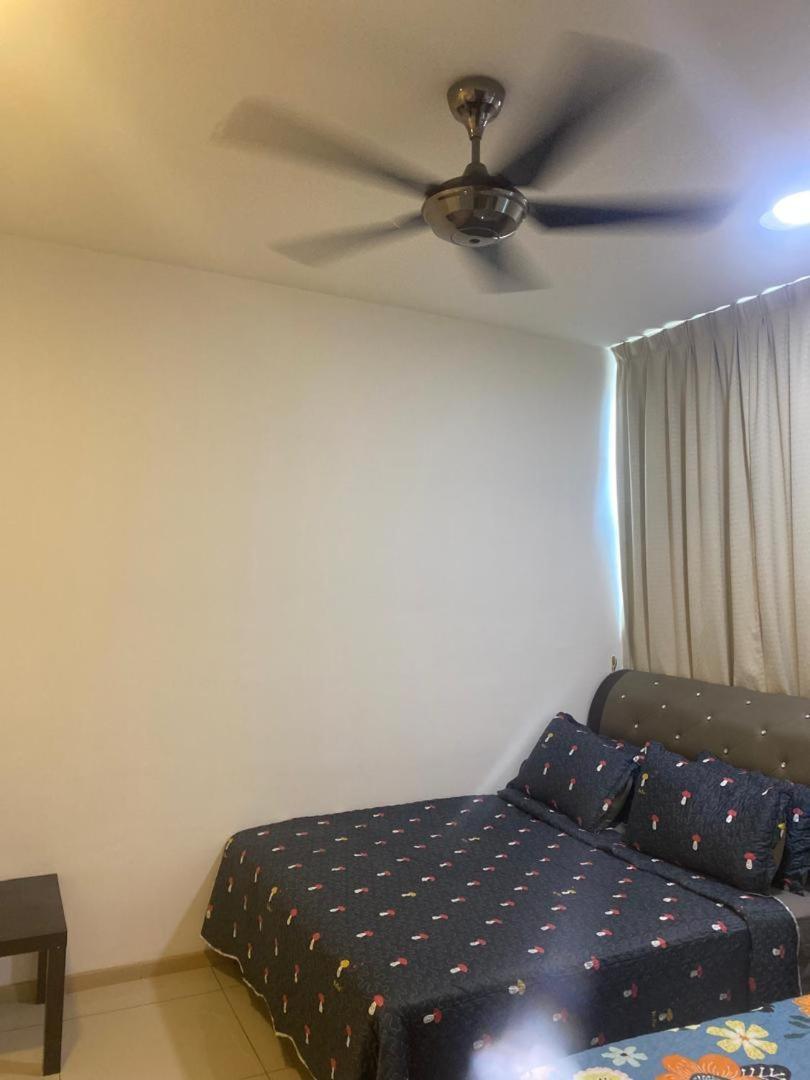 Vista Alam Roomstay Homestay Shah Alam Eksteriør billede