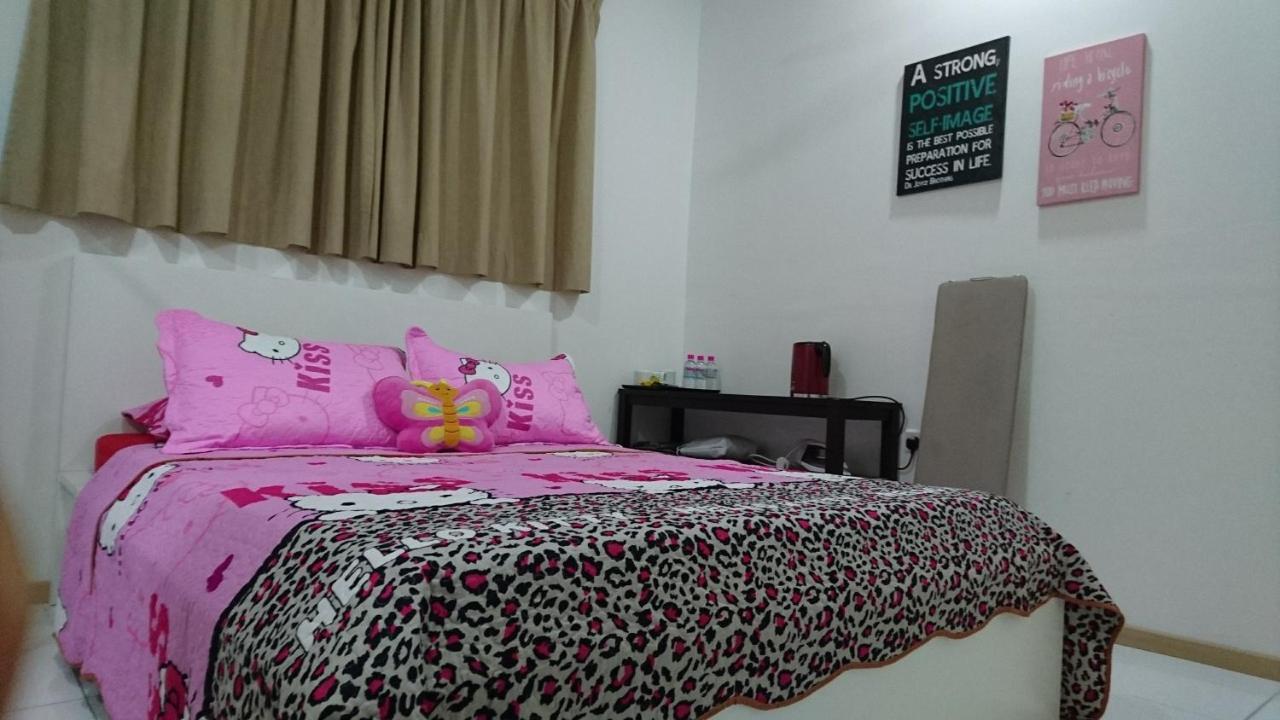 Vista Alam Roomstay Homestay Shah Alam Eksteriør billede