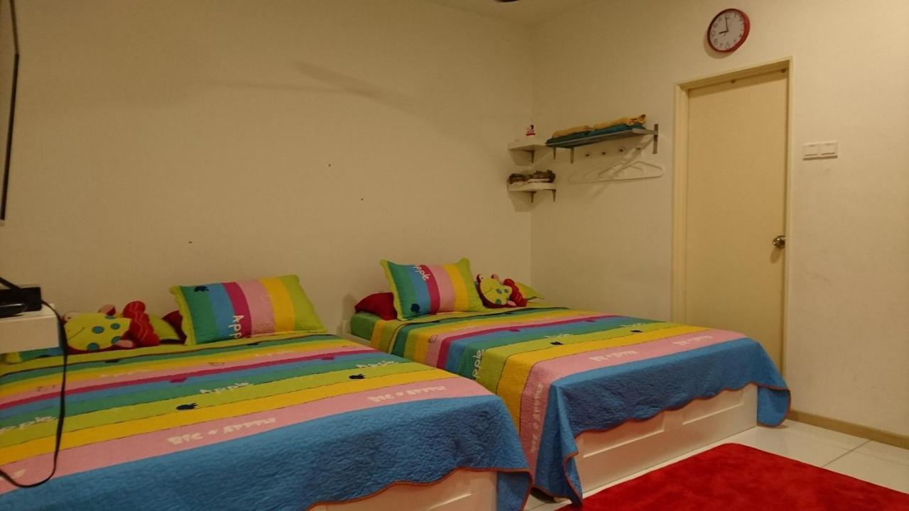 Vista Alam Roomstay Homestay Shah Alam Eksteriør billede